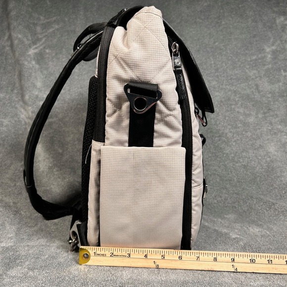 Backpack Changing Bag Quilted Leather Cream Black Travel Bag - Picture 4 of 16